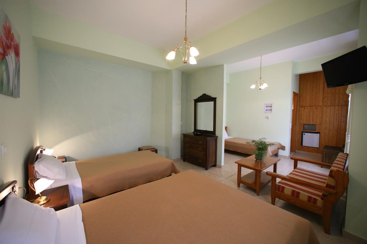 Mani Hotel Ареополис Экстерьер фото